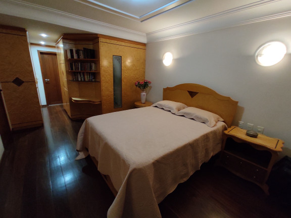 Imagem Imóvel com 4 Quartos à Venda, 240 m² em Praia Do Canto - Vitória Imagem Imóvel com 4 Quartos à Venda, 240 m² em Praia Do Canto - Vitória