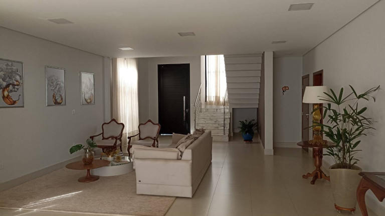 Imagem Casa de Condomínio com 4 Quartos à Venda, 420 m² em Jardim Itália - Cuiabá Imagem Casa de Condomínio com 4 Quartos à Venda, 420 m² em Jardim Itália - Cuiabá