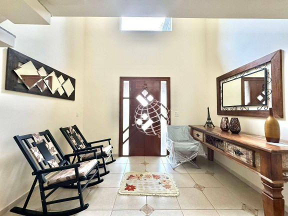 Imagem Casa com 4 Quartos à Venda, 353 m² em Condomínio Shambala I - Atibaia