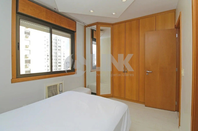 Imagem Apartamento com 3 Quartos à Venda, 87 m² em Passo Da Areia - Porto Alegre Imagem Apartamento com 3 Quartos à Venda, 87 m² em Passo Da Areia - Porto Alegre