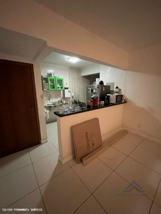 Imagem Apartamento com 3 Quartos à Venda, 83 m² em Stiep - Salvador