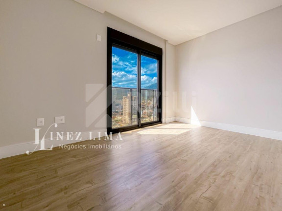 Imagem Imóvel com 3 Quartos à Venda, 120 m² em Balneário Perequê - Porto Belo