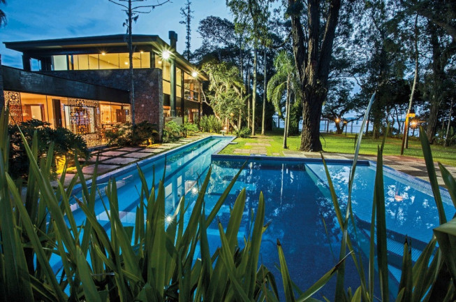 Imagem Casa de Condomínio com 5 Quartos à Venda, 458 m² em Pedra Redonda - Porto Alegre