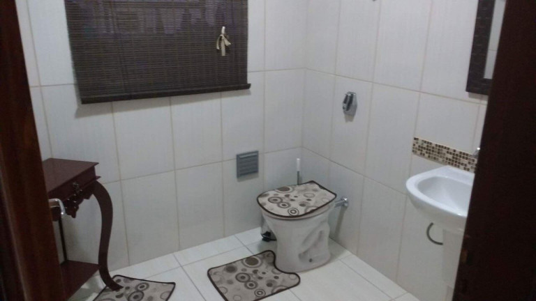 Imagem Sobrado com 5 Quartos à Venda, 250 m² em Vila Eldízia - Santo André