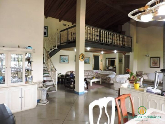 Imagem Casa de Condomínio com 5 Quartos à Venda, 1.500 m² em Carapicuíba