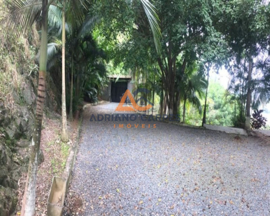 Imagem Casa com 4 Quartos à Venda, 350 m² em Gasparinho - Gaspar
