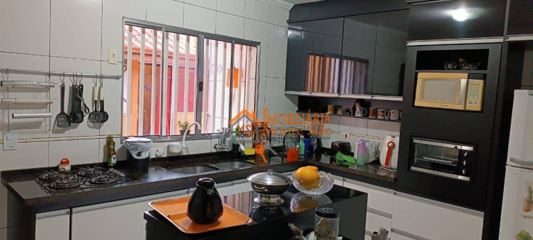 Imagem Sobrado com 3 Quartos à Venda, 240 m² em Jardim Bom Clima - Guarulhos Imagem Sobrado com 3 Quartos à Venda, 240 m² em Jardim Bom Clima - Guarulhos