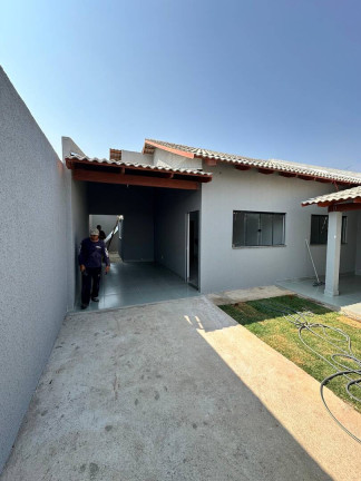 Imagem Casa com 2 Quartos à Venda, 75 m² em Goiânia Imagem Casa com 2 Quartos à Venda, 75 m² em Goiânia