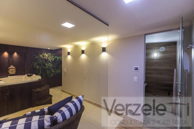 Imagem Apartamento com 3 Quartos à Venda, 121 m² em Centro - Balneário Camboriú Imagem Apartamento com 3 Quartos à Venda, 121 m² em Centro - Balneário Camboriú
