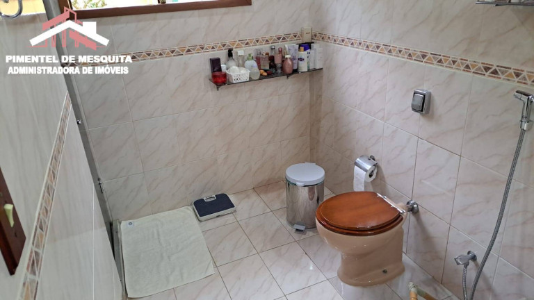 Imagem Casa com 4 Quartos à Venda, 630 m² em Catarcione - Nova Friburgo