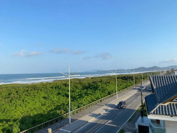 Imagem Casa com 7 Quartos à Venda, 425 m² em Meia Praia - Navegantes