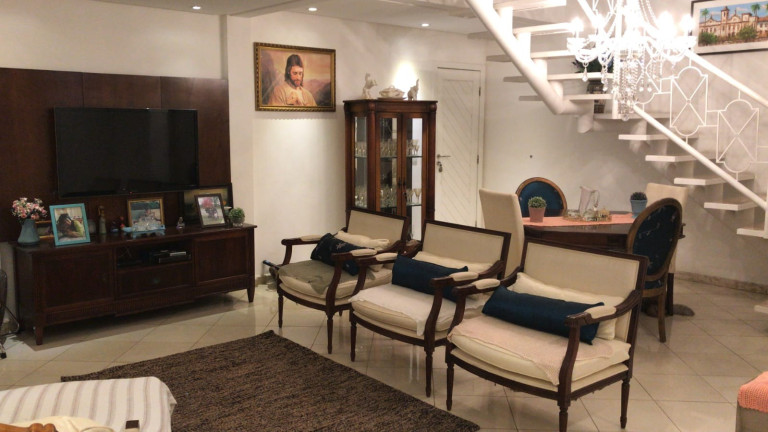 Imagem Casa com 6 Quartos à Venda, em Portão - Lauro De Freitas Imagem Casa com 6 Quartos à Venda, em Portão - Lauro De Freitas