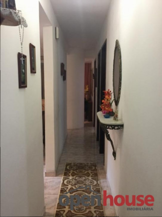 Imagem Casa com 3 Quartos à Venda, 203 m² em Candelária - Natal Imagem Casa com 3 Quartos à Venda, 203 m² em Candelária - Natal