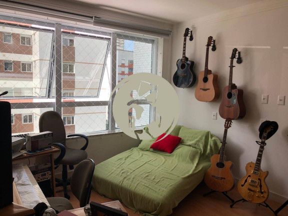 Imagem Apartamento com 4 Quartos à Venda, 220 m² em Pompeia - Santos