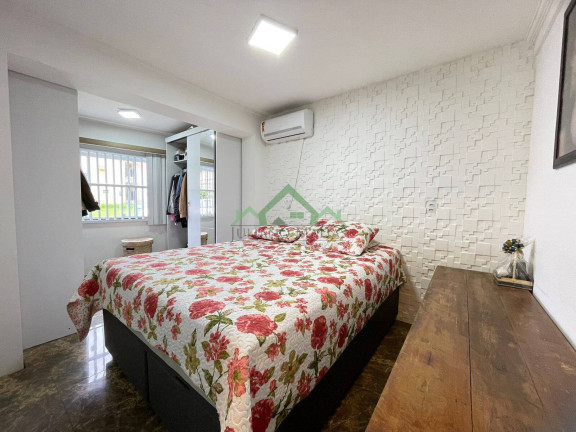 Imagem Casa com 4 Quartos à Venda, 97 m² em Centro - Balneário Barra Do Sul