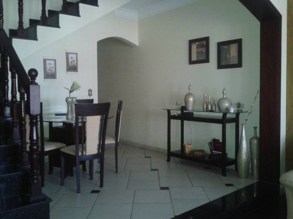 Imagem Casa com 3 Quartos à Venda, 180 m² em Jardim Angela Maria  - Carapicuíba