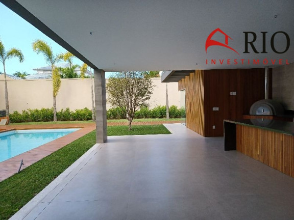 Imagem Casa com 5 Quartos à Venda, 1.520 m² em Barra Da Tijuca - Rio De Janeiro Imagem Casa com 5 Quartos à Venda, 1.520 m² em Barra Da Tijuca - Rio De Janeiro