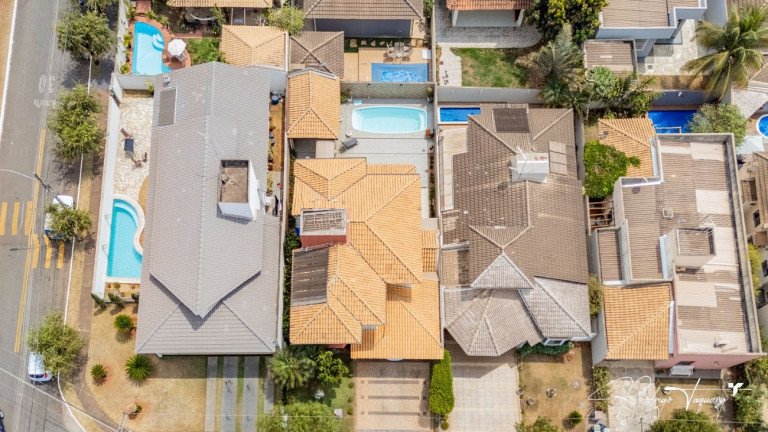 Imagem Casa de Condomínio com 3 Quartos à Venda, 250 m² em Loteamento Portal Do Sol I - Goiânia