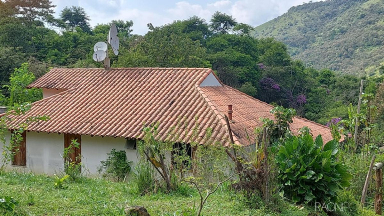 Imagem Chácara com 5 Quartos à Venda, 256 m² em Papucaia - Cachoeiras De Macacu Imagem Chácara com 5 Quartos à Venda, 256 m² em Papucaia - Cachoeiras De Macacu