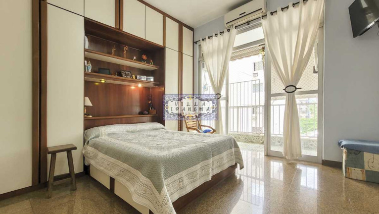 Imagem Apartamento com 4 Quartos à Venda, 167 m² em Tijuca - Rio De Janeiro Imagem Apartamento com 4 Quartos à Venda, 167 m² em Tijuca - Rio De Janeiro