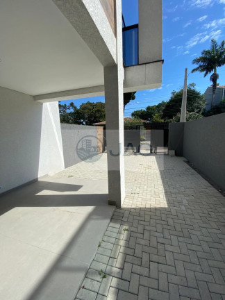 Imagem Imóvel com 3 Quartos à Venda, 145 m² em Uberaba - Curitiba Imagem Imóvel com 3 Quartos à Venda, 145 m² em Uberaba - Curitiba