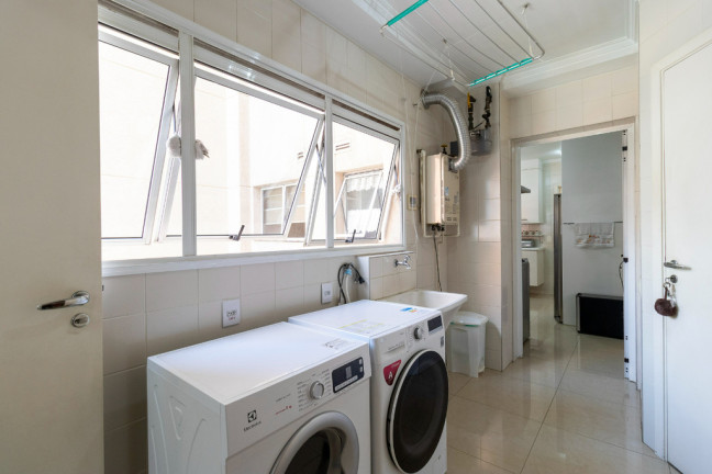 Imagem Apartamento com 3 Quartos à Venda, 195 m² em Moema - São Paulo Imagem Apartamento com 3 Quartos à Venda, 195 m² em Moema - São Paulo