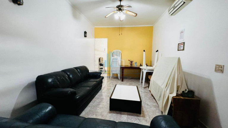 Imagem Casa com 3 Quartos à Venda, em Maracanã - Praia Grande Imagem Casa com 3 Quartos à Venda, em Maracanã - Praia Grande