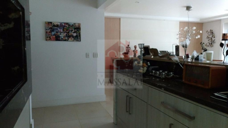 Imagem Casa com 4 Quartos à Venda, 375 m² em Jardim Carvalho - Porto Alegre Imagem Casa com 4 Quartos à Venda, 375 m² em Jardim Carvalho - Porto Alegre