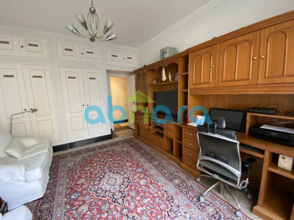 Imagem Apartamento com 3 Quartos à Venda, 300 m² em Copacabana - Rio De Janeiro Imagem Apartamento com 3 Quartos à Venda, 300 m² em Copacabana - Rio De Janeiro