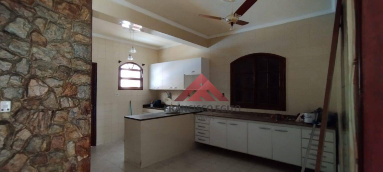 Imagem Casa com 3 Quartos à Venda, 190 m² em Porto Da Pedra - São Gonçalo Imagem Casa com 3 Quartos à Venda, 190 m² em Porto Da Pedra - São Gonçalo