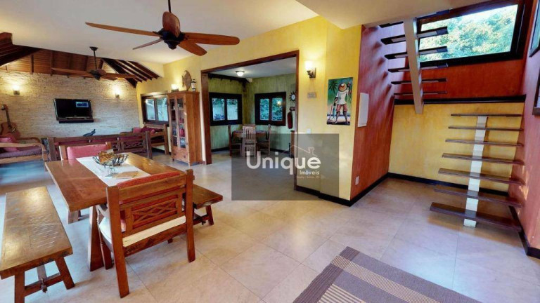 Imagem Casa com 4 Quartos à Venda, 250 m² em Ferradurinha - Armação Dos Búzios