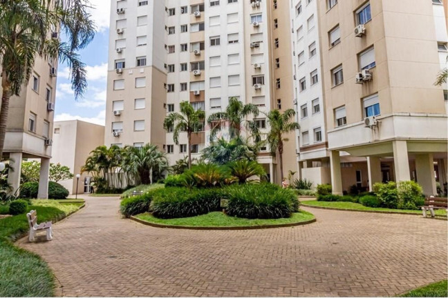 Imagem Apartamento com 3 Quartos à Venda, 66 m² em Vila Ipiranga - Porto Alegre Imagem Apartamento com 3 Quartos à Venda, 66 m² em Vila Ipiranga - Porto Alegre