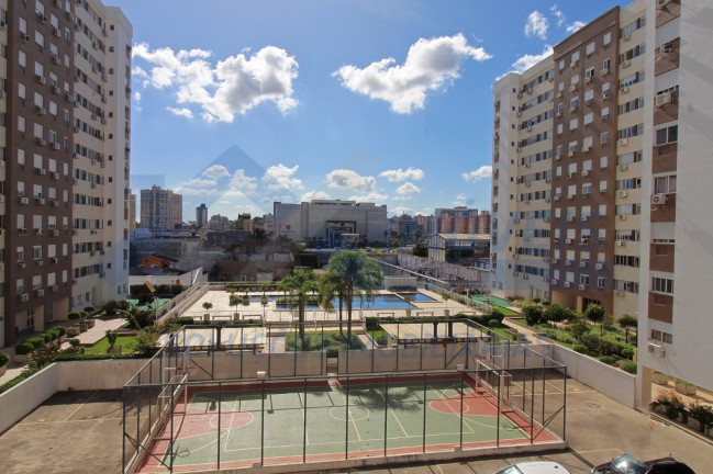 Imagem Apartamento com 2 Quartos à Venda, 69 m² em Passo Da Areia - Porto Alegre