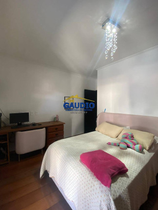 Imagem Casa com 3 Quartos à Venda, 271 m² em Campo Limpo - São Paulo