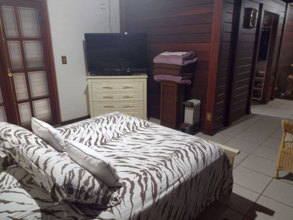 Imagem Sobrado com 4 Quartos à Venda, 426 m² em Centro - Mogi Das Cruzes Imagem Sobrado com 4 Quartos à Venda, 426 m² em Centro - Mogi Das Cruzes