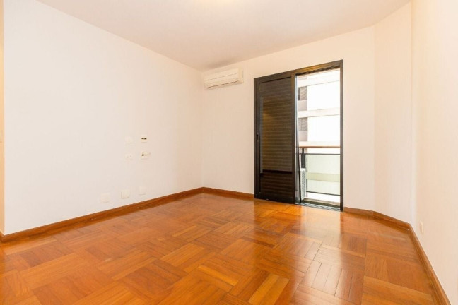 Imagem Apartamento com 3 Quartos à Venda, 205 m² em Itaim Bibi - São Paulo Imagem Apartamento com 3 Quartos à Venda, 205 m² em Itaim Bibi - São Paulo