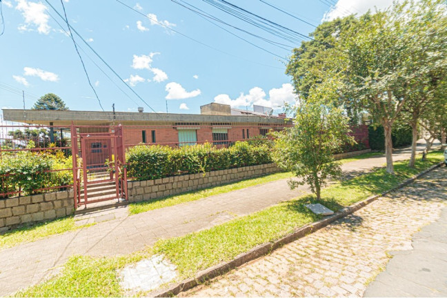 Casa com 3 Quartos à Venda, 298 m² em Chácara Das Pedras - Porto Alegre