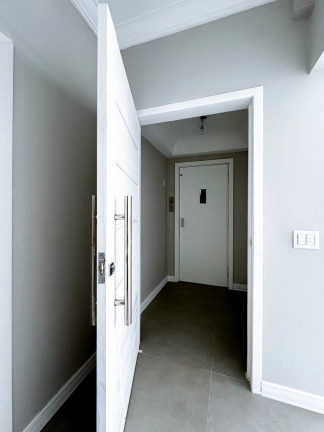 Imagem Imóvel com 3 Quartos à Venda, 220 m² em Higienopolis - São Paulo Imagem Imóvel com 3 Quartos à Venda, 220 m² em Higienopolis - São Paulo