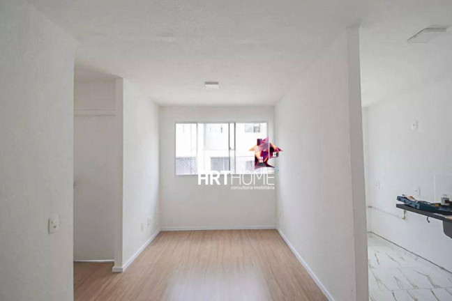 Apartamento com 2 Quartos à Venda, 40 m² em Parque Bristol - São Paulo
