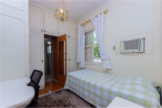 Imagem Casa com 4 Quartos à Venda, em Paraíso - São Paulo Imagem Casa com 4 Quartos à Venda, em Paraíso - São Paulo