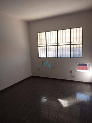 Imagem Sobrado com 2 Quartos para Alugar, 75 m² em Campo Grande - Rio De Janeiro