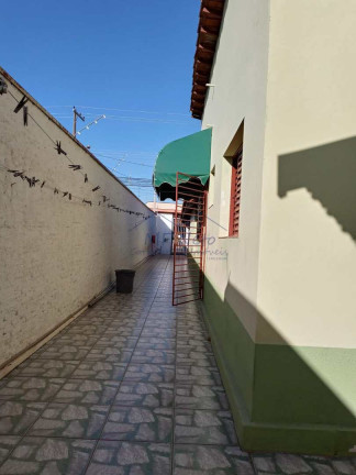 Imagem Casa com 4 Quartos à Venda,  em Centro - Pirassununga
