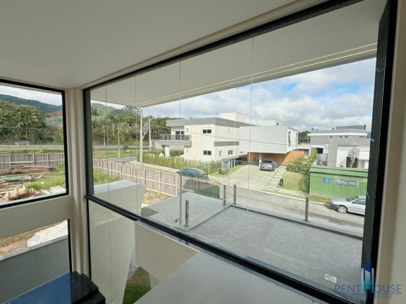 Imagem Casa de Condomínio com 4 Quartos à Venda, 330 m² em Santa Regina - Camboriú Imagem Casa de Condomínio com 4 Quartos à Venda, 330 m² em Santa Regina - Camboriú