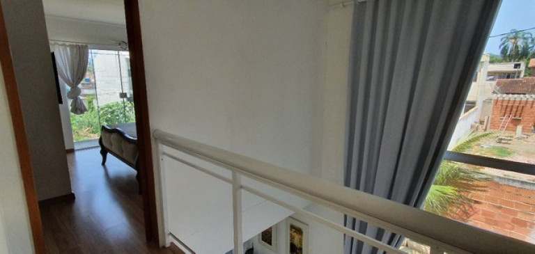 Imagem Imóvel com 1 Quarto para Alugar, 25 m² em Campo Grande - Rio De Janeiro
