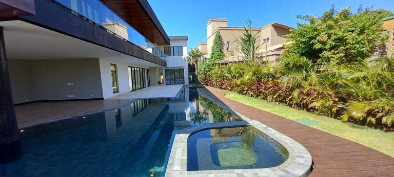 Casa com 7 Quartos à Venda,  em Porto Das Dunas - Fortaleza
