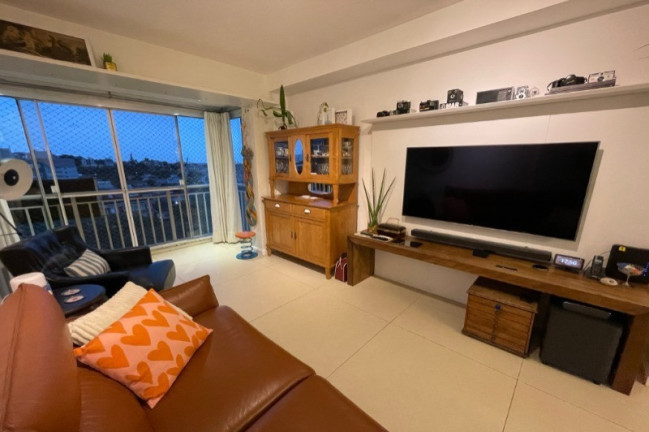 Imagem Apartamento com 3 Quartos à Venda, 135 m² em Jardim Lindóia - Porto Alegre