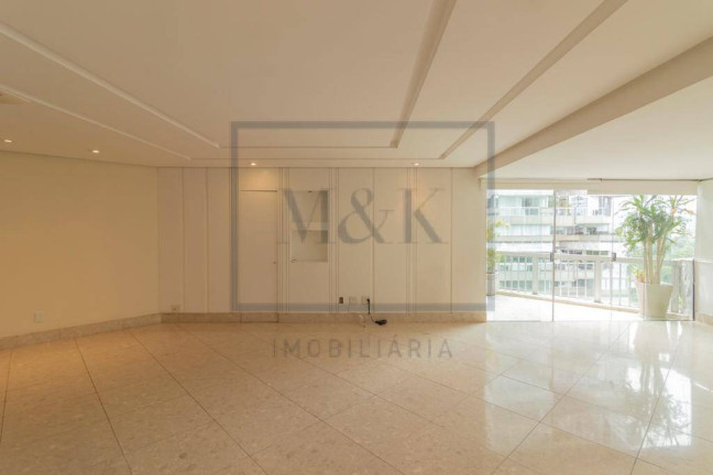 Imagem Apartamento com 3 Quartos à Venda, 220 m² em Barra Da Tijuca - Rio De Janeiro