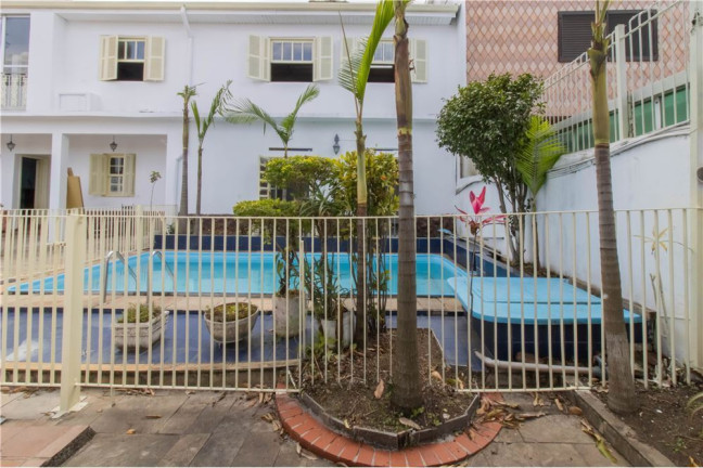 Imagem Casa com 4 Quartos à Venda,  em Pacaembu - São Paulo