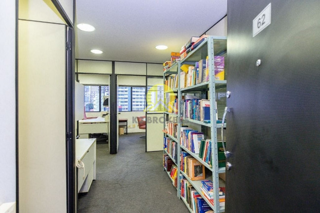 Sala Comercial à Venda, 45 m² em Pinheiros - São Paulo
