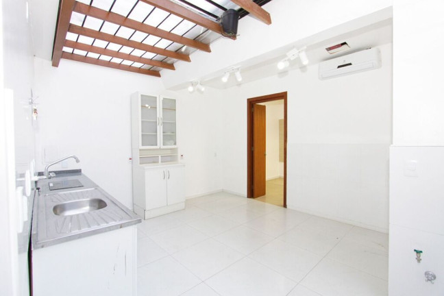 Imagem Apartamento com 1 Quarto à Venda, 60 m² em Centro Histórico - Porto Alegre